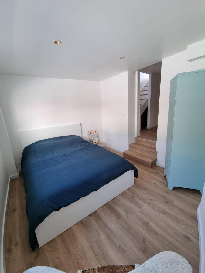Jolie Petite Maison Située à 150m De La *