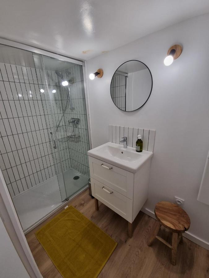 Jolie Petite Maison Située à 150m De La Cucq